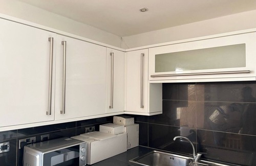 River House | Dagenham - Stay 5 - Garden - Parking - PetFriendly