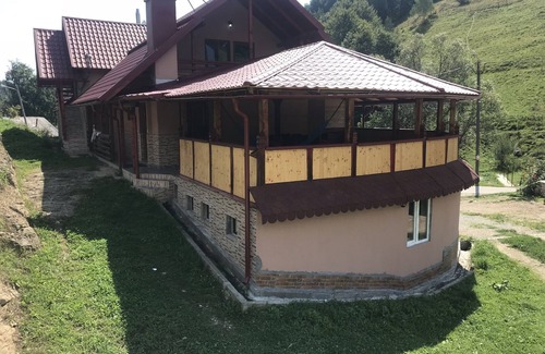 Poiana Vadului House | DAIANNA cabana yes JESSICA