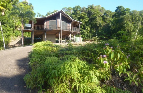 Cow Bay House | Daintree Holiday Homes - Yurara - Ocean Views and a Luxury Spa Bath for Two