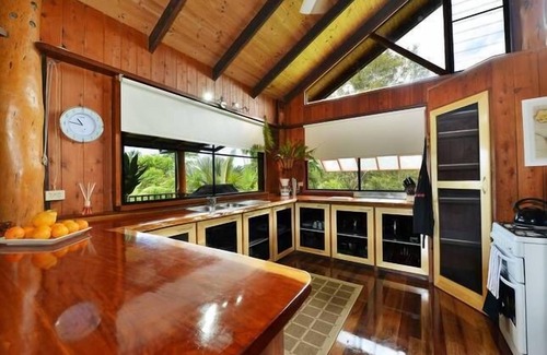 Diwan House | Daintree Teapot