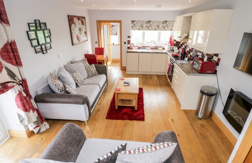 Newton in Furness Cottage | DAISY COTTAGE, romantic, luxury holiday cottage in Aldingham