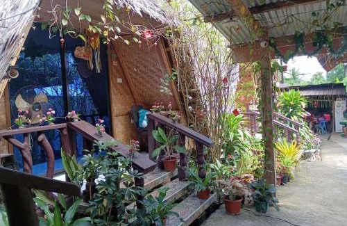 Maria Bed & Breakfast | Daisy Food House and Inn
