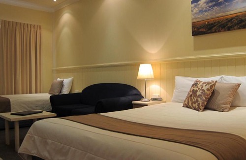 Dalby Hotel | Dalby Mid Town Motor Inn