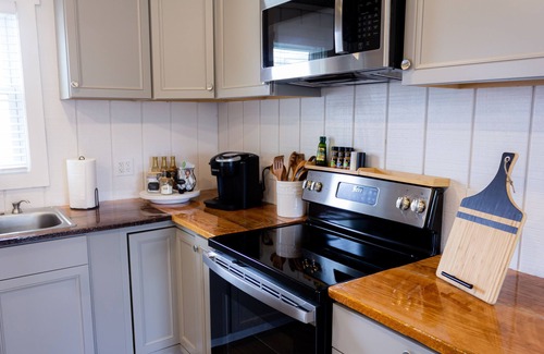Burkesville House | Dale Hollow Hideaway less then 4 miles to state park and state golf course.