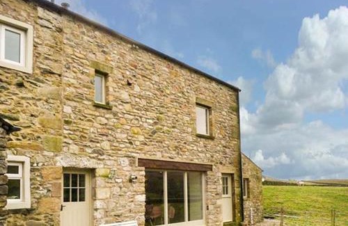 Fourstones Near Bentham House | Dale House Farm Cottage