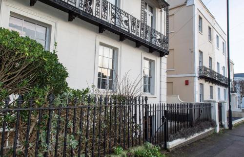 Leamington Spa Apartment | Dale Street Apartments Suite