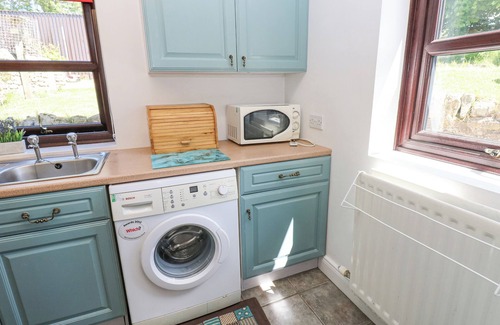 Allendale Cottage | DALE VIEW COTTAGE, pet friendly, with open fire in Allendale