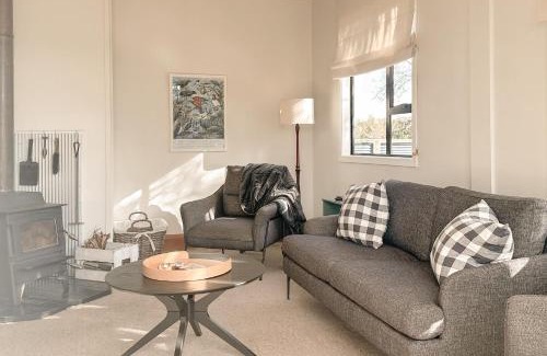 Hokitika House | Dalton Cottage