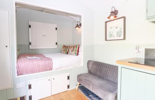 Badwell Ash House | Damsel Shepherds Hut