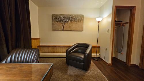 Laurium Hotel | Daniell Manor