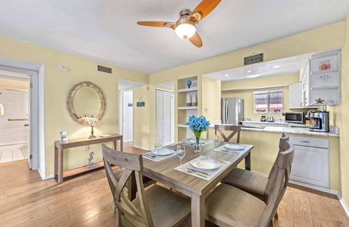 Bradenton Beach Condo | Dans Florida Condos Sea Dream at Runaway Bay