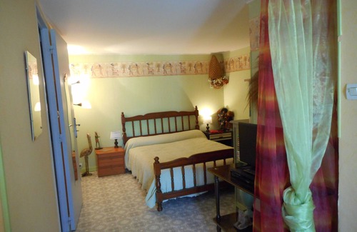 Limoges Bed & Breakfast | Dans le Jardin, Chez Françoise