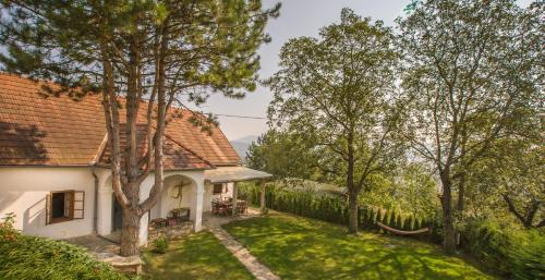Leiben House | Danube Dreamin'