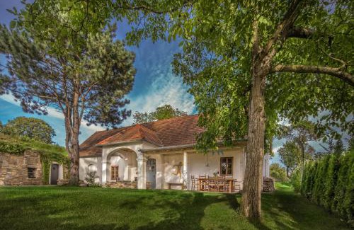 Leiben House | Danube Dreamin'