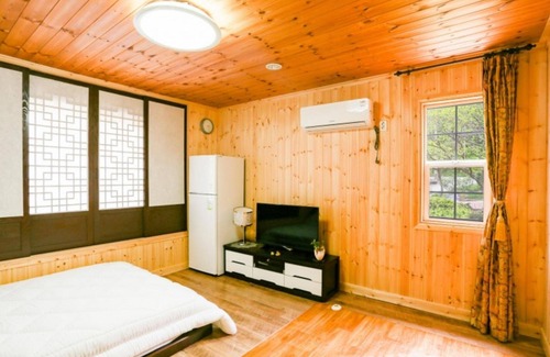 Danyang House | Danyang Eowoolim Pension