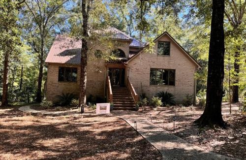 Daphne House | Daphne River Villa