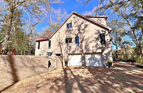 Daphne House | Daphne River Villa
