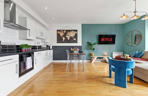 Finsbury Park Apartment | Dapper Suite in bustling Holloway, Islington