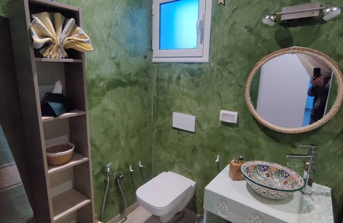 Playa Sidi Mehrez Bed & Breakfast | Dar El Kahina Djerba guest house -Suite Emeraude- located 300m from the beach