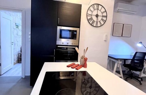 Floriana House | Dar Il-Ħnejja | Character Home close to Valletta