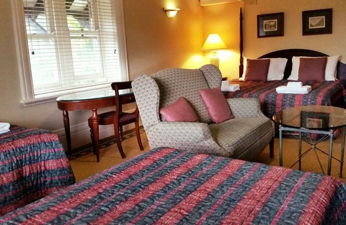 Homebush Hotel | Darcys Hotel at Homebush