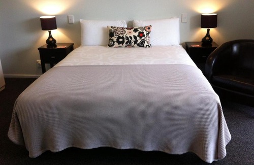 Darfield Hotel | Darfield Motel