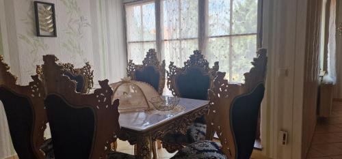 Merseburg Apartment | Darkwolf House