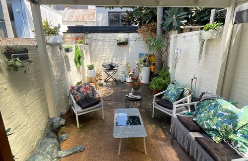 Darlinghurst House | Darlinghurst Terrace in the heart of the hustle