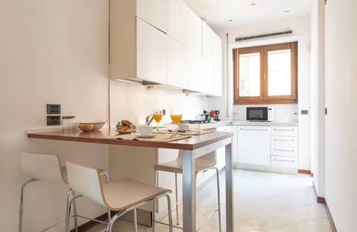 Porta Genova Apartment | DARSENA APARTMENT Milan City center - Ideal for families, 6 guests
