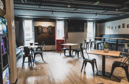 Korntal-Munchigan Apartment | Das Schlafwerk Stuttgart-Nord VOLLDIGITALES HOTEL-SELF-CHECK IN - keine Rezeption-LowBudget-cashless