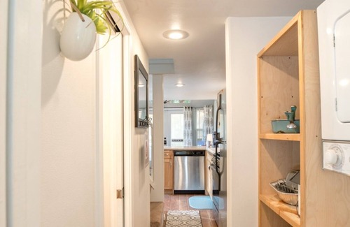 Leavenworth Cabin | Das Tree Haus 1 Bedroom Home by NW Comfy Cabins by RedAwning