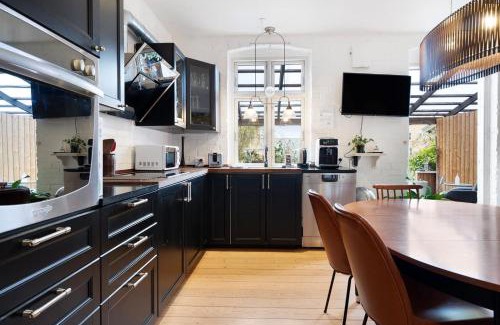 Randers Bed & Breakfast | Davaa's Bed & Breakfast