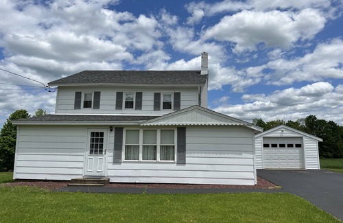Fly Creek House | Day House Close to Cooperstown and CDP, pristine clean