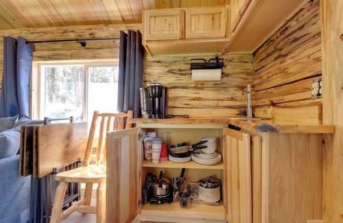 Marion Cabin | Day Trip to Glacier NP: Nature-Packed Cabin!
