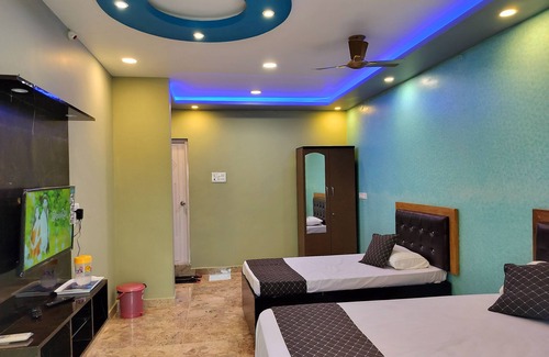 East Tambaram Hotel | Daylight Stay