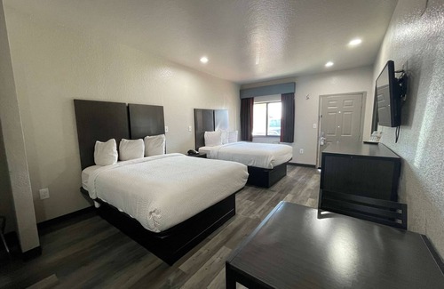 Dickinson Hotel | Days Inn by Wyndham Dickinson TX