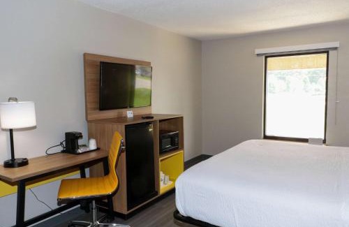 Farmville Hotel | Days Inn by Wyndham Farmville