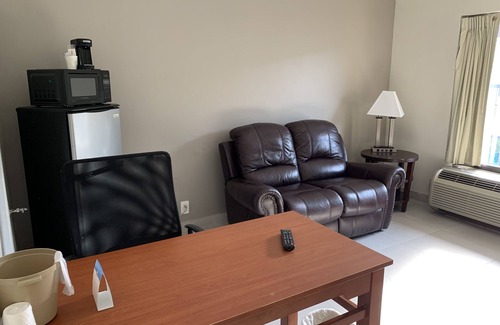 Florida City Hotel | Days Inn by Wyndham Florida City