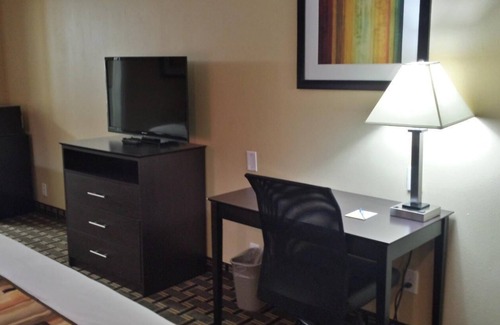 Henryetta Hotel | Days Inn by Wyndham Henryetta