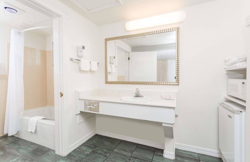 Kimball Hotel | Days Inn by Wyndham Kimball