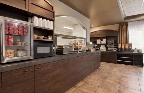 Saint-Nicolas Hotel | Days Inn by Wyndham Levis
