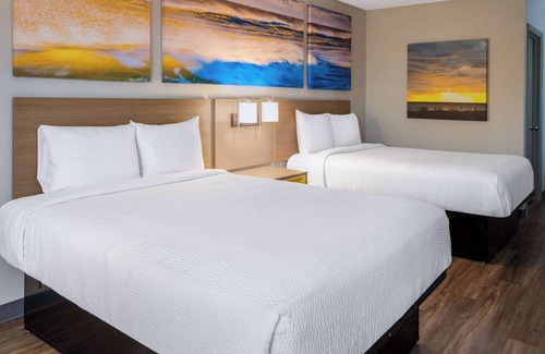 Louisburg Hotel | Days Inn by Wyndham Louisburg