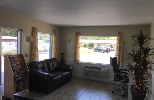 Orange City Hotel | Days Inn by Wyndham Orange City/Deland