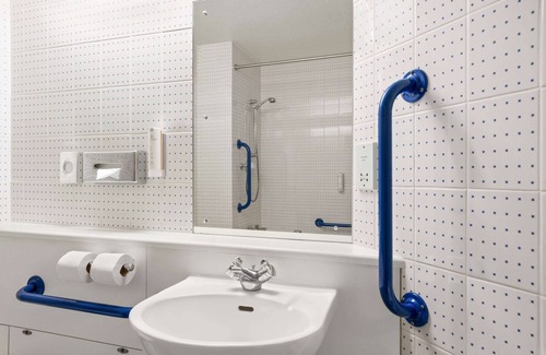 Ridgeway Hotel | Days Inn by Wyndham Sheffield M1