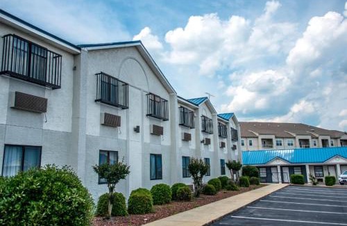 Troy Hotel | Days Inn by Wyndham Troy