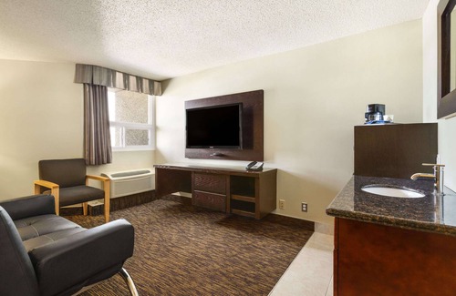 County of Vermilion River Hotel | Days Inn by Wyndham Vermilion