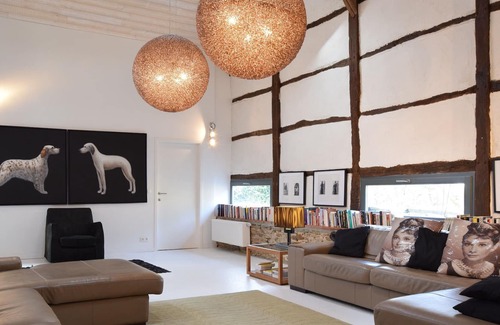Redu House | Dazzling and original house in the Village of the Book of Redu