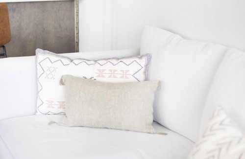 Windsor Park Apartment | Dazzling Apartment Minutes Walk from the Beach and Local Shops