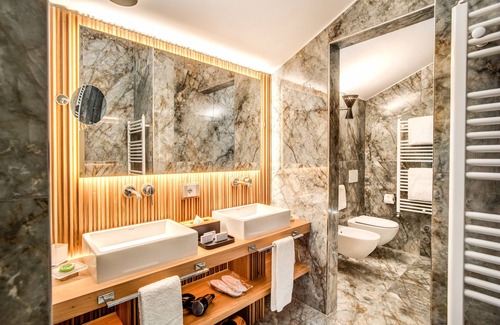 Como City Centre Hotel | DBH Duomo Boutique Hotel Lake Como