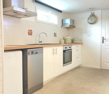 Saint-Come-de-Fresne Apartment | dday cottage gold beach